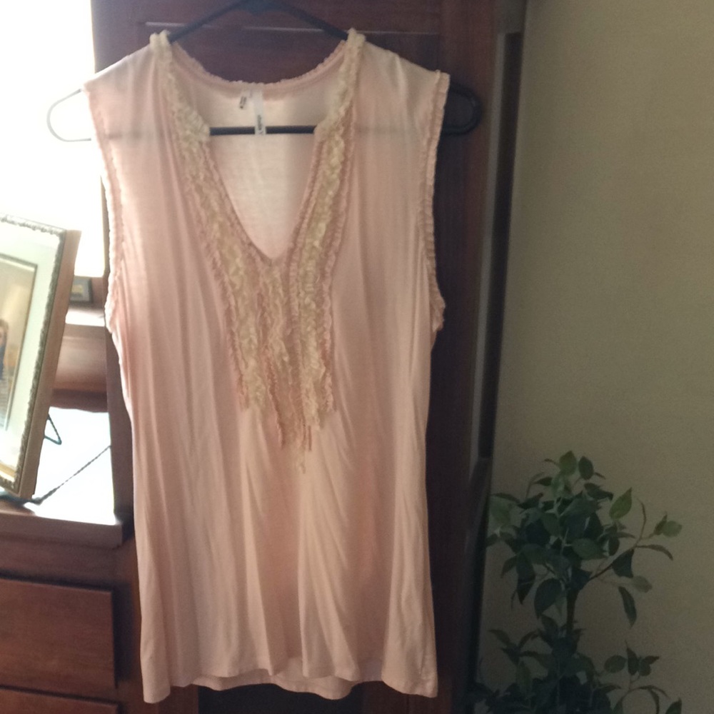 Short sleeve top